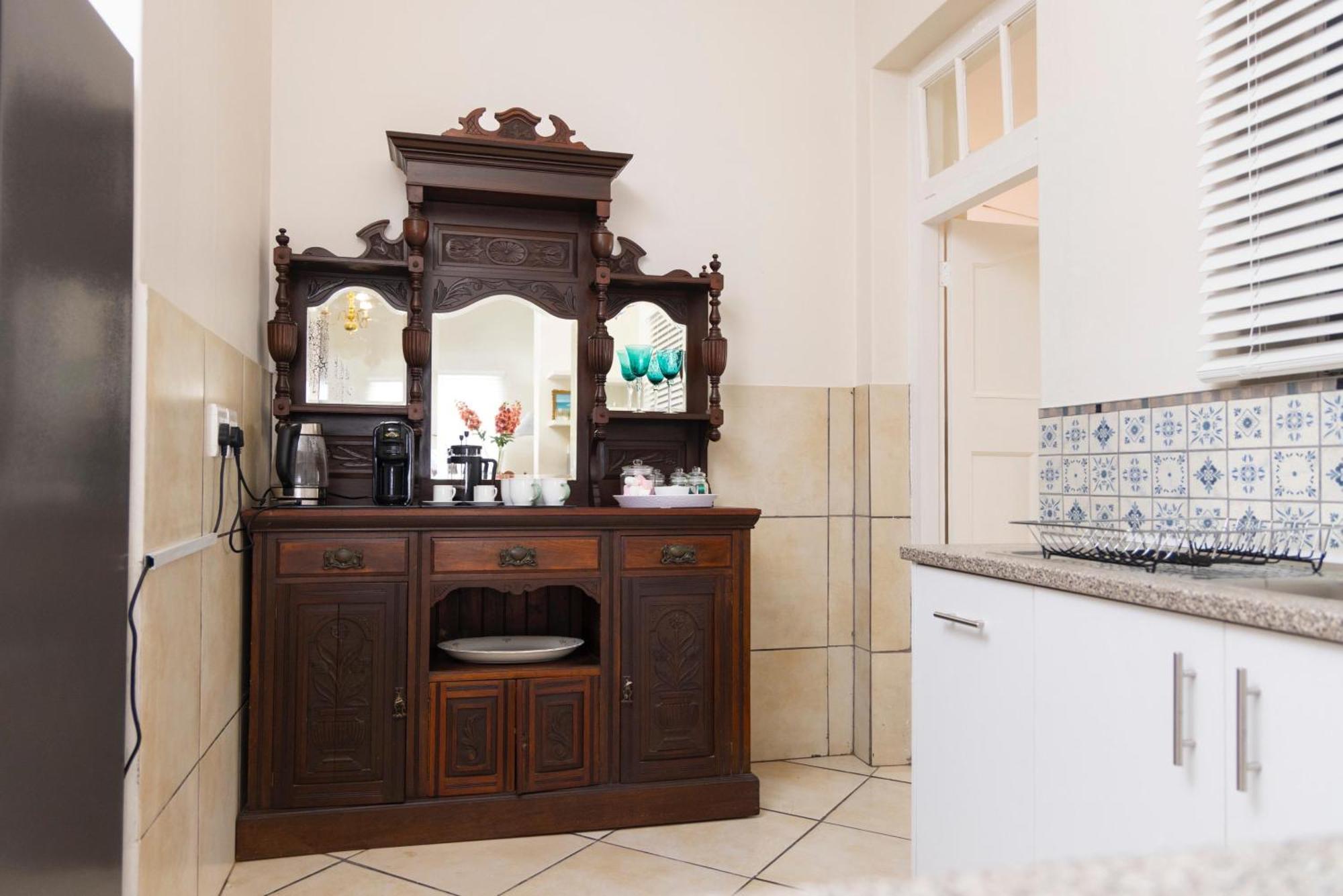 Furnlow Boutique Apartment Cape Town